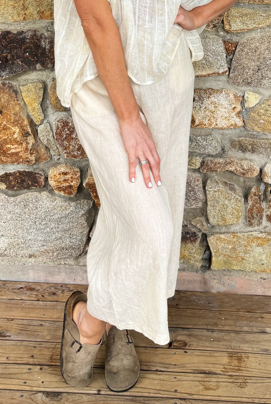 Capri Pants in Pure Linen